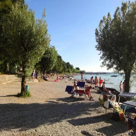 Small With Swimming Pool And 8 Lovely Лацизе
